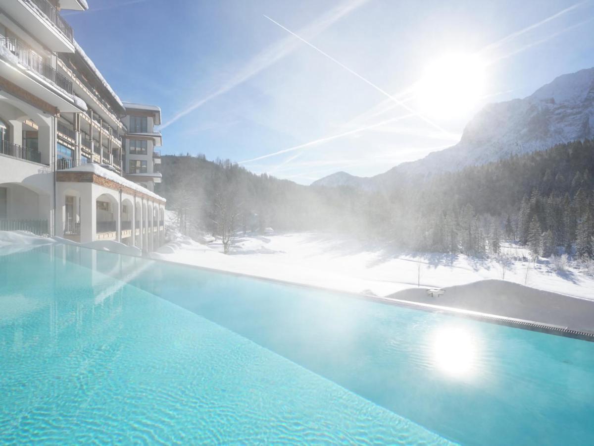 Schloss Elmau Luxury Spa Retreat & Cultural Hideaway 외부 사진